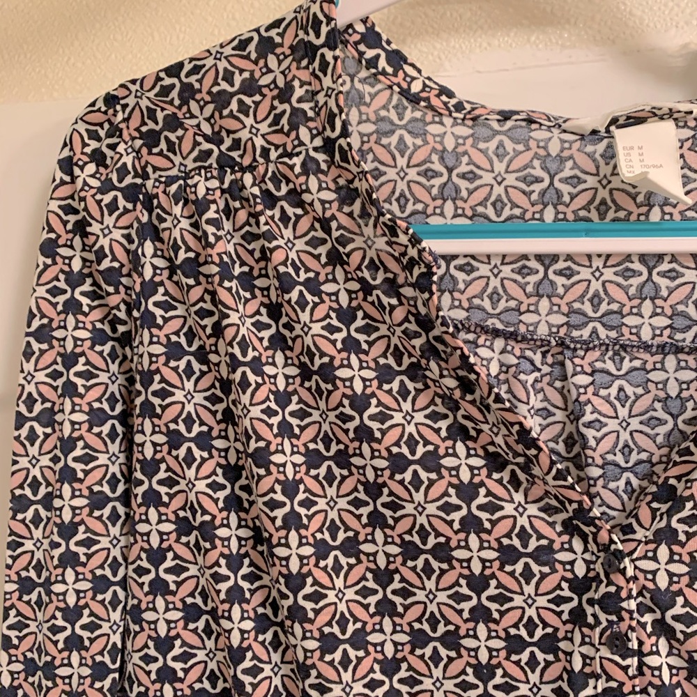 Navy and pink 3/4 length sleeve blouse